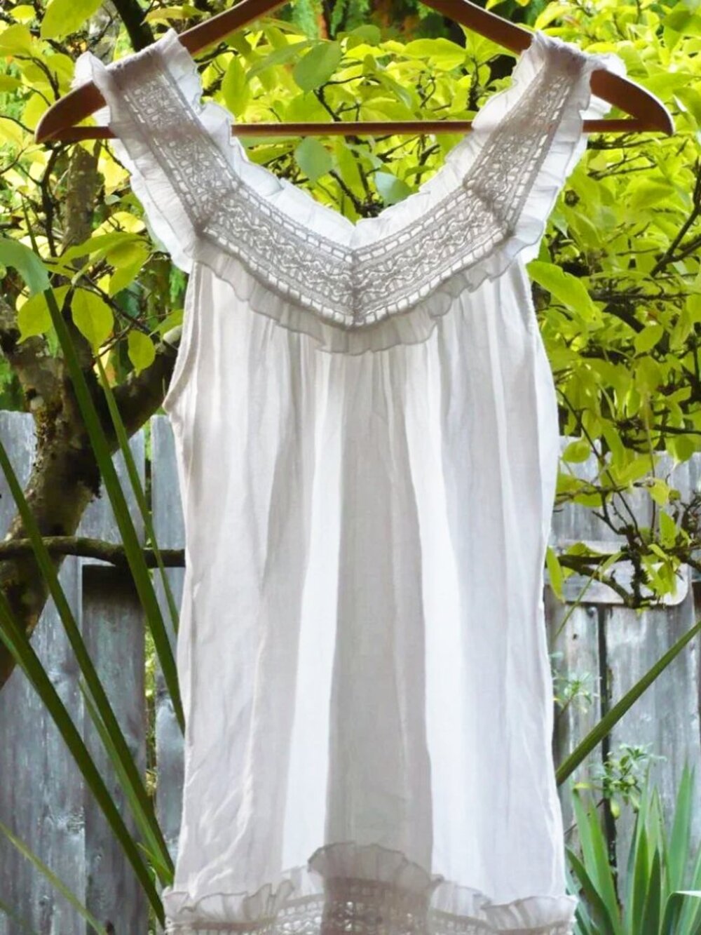 Vintage Coquette Y2K White Lace Tank Top Mori Kei Shabby Chic - M